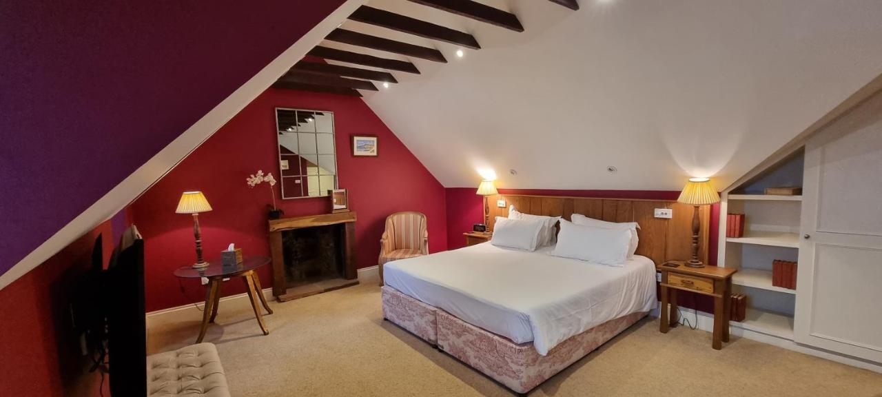Buccleuch And Queensberry Arms Hotel Торнхил Екстериор снимка